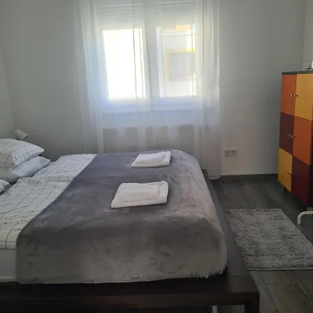 Apartman Lea Kraljevec Sesvetski Exterior photo